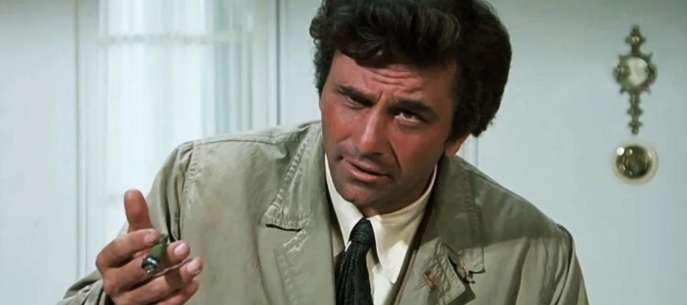 Peter Falk como el teniente Colombo en la serie de televisión Colombo